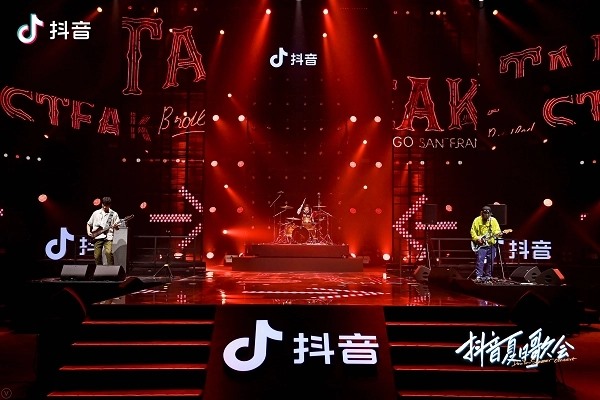 如何恢复抖音删除的作品?